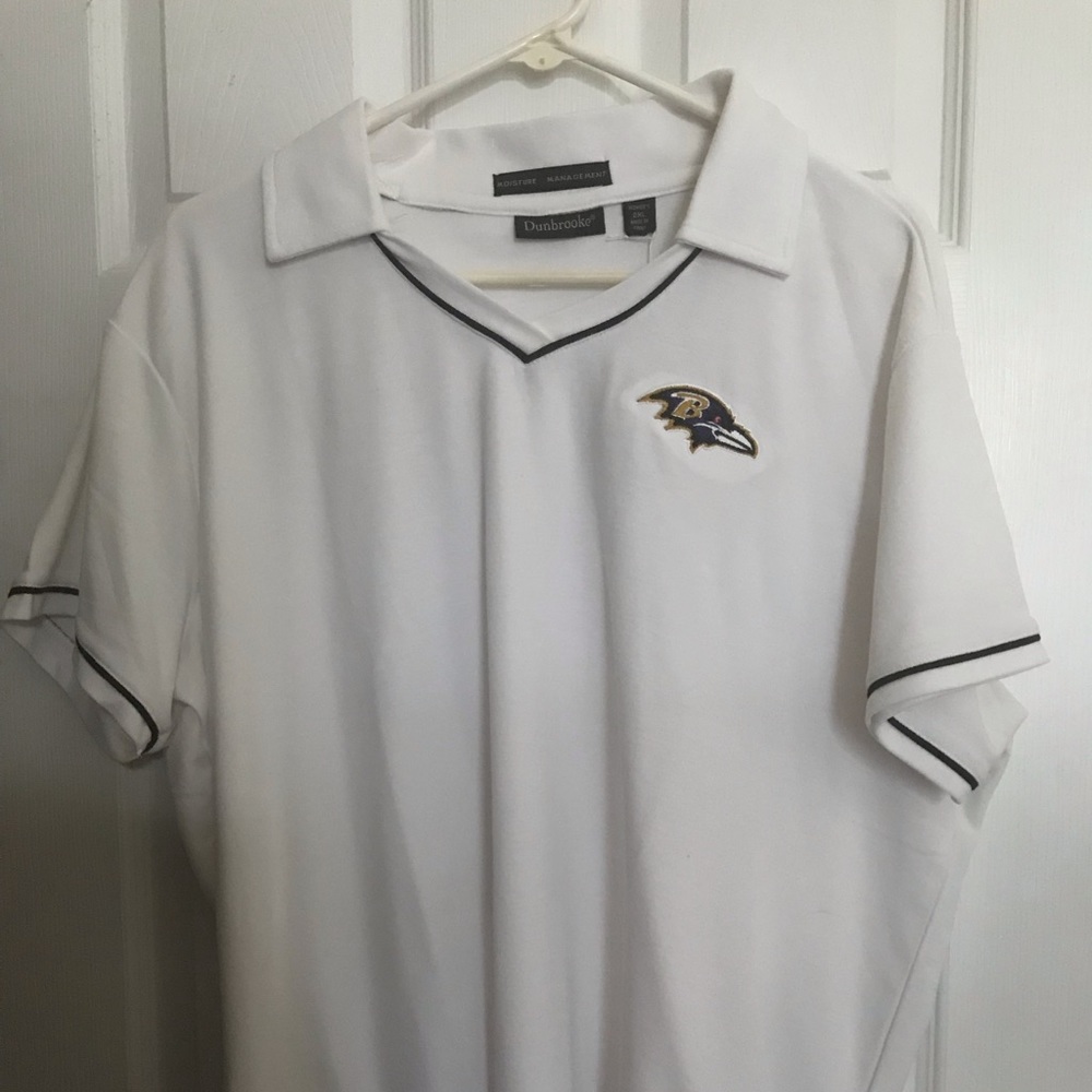 Baltimore Ravens ladies 2xl Dunbrooke shirt
